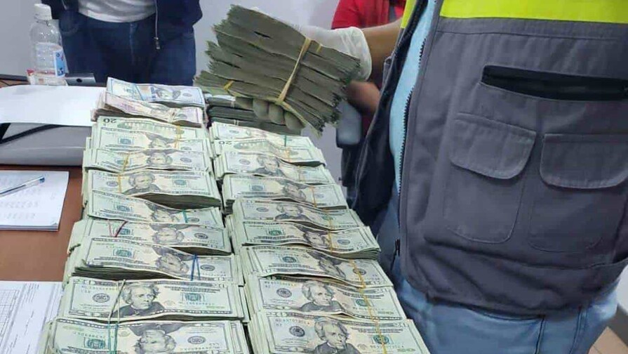 Entrar a RD con más de 10 mil dólares sin declarar puede dañarte la vida de verdad Entrar a RD con más de 10 mil dólares sin declarar puede dañarte la vida de verdad