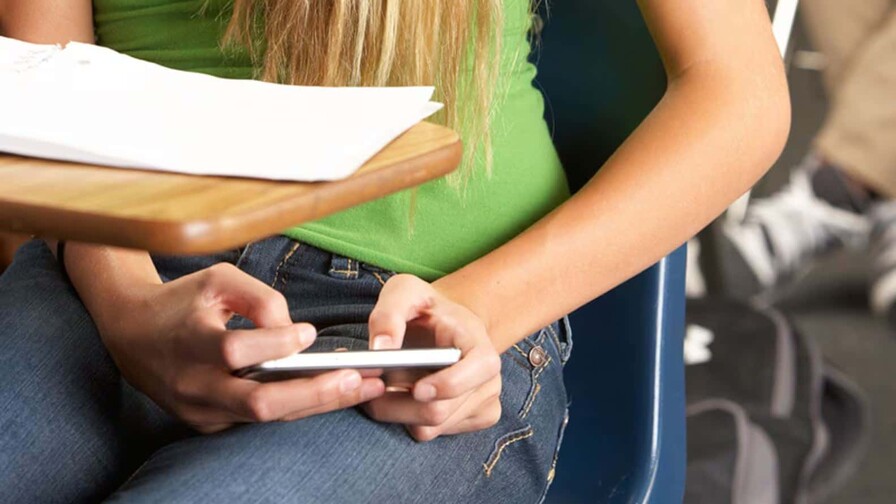Conoce las reglas del Minerd sobre el uso de celulares y otros dispositivos en centros educativos
