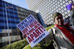 Haitianos siguen de cerca debate en la Corte Suprema sobre el TPS que podría definir su futuro en EE. UU.