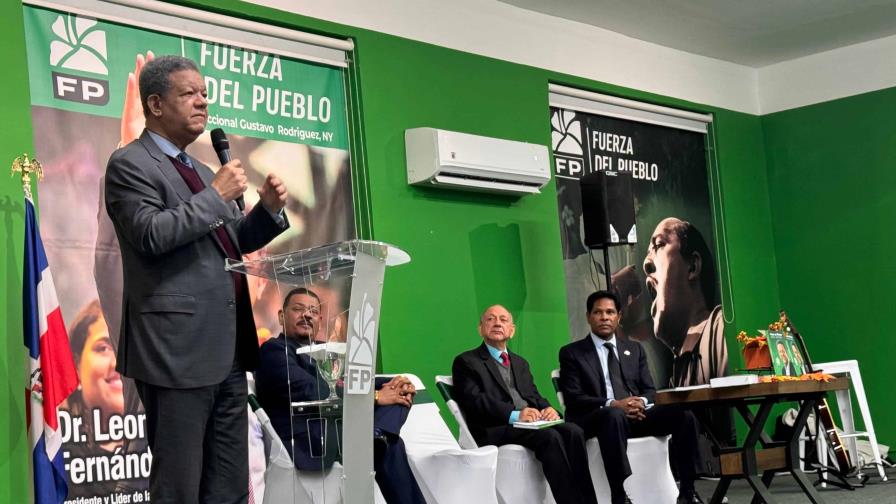 Leonel Fernández presenta en Nueva York el libro “Fuerza del Pueblo: Razón Histórica”