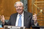 Muere el senador de EE. UU. Lindsey Graham, aliado de Trump, tras una repentina enfermedad