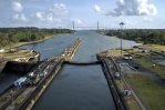 Sequía obliga al Canal de Panamá a reducir el tránsito de buques de 36 a 32 diarios