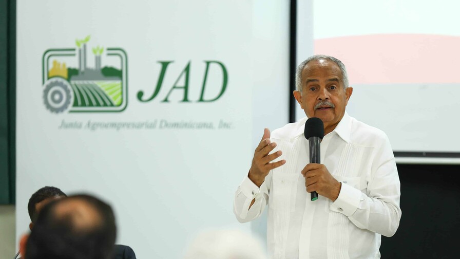 Osmar Benítez evita hablar de Agricultura: “No opinamos de temas tan delicados como auditorías” Osmar Benítez evita hablar de Agricultura: “No opinamos de temas tan delicados como auditorías”