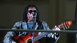 Milton Nascimento, ícono de la música brasileña, recibe alta tras neumonía
