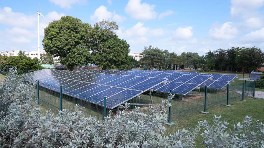 Comisión de Energía afirma que RD suma 40 proyectos renovables y avanza hacia transición energética