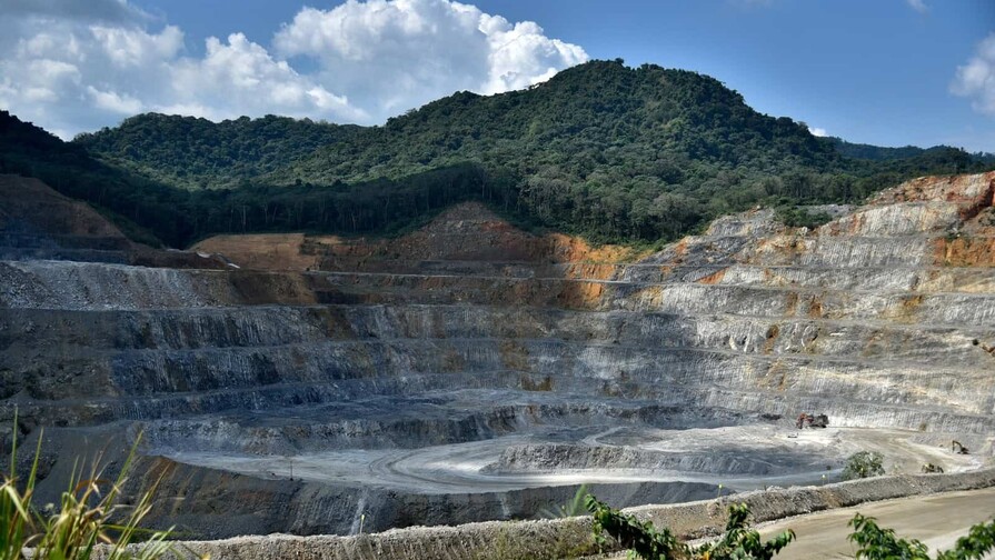 La ley no basta: la lección venezolana para una reforma minera dominicana seria (1/3)