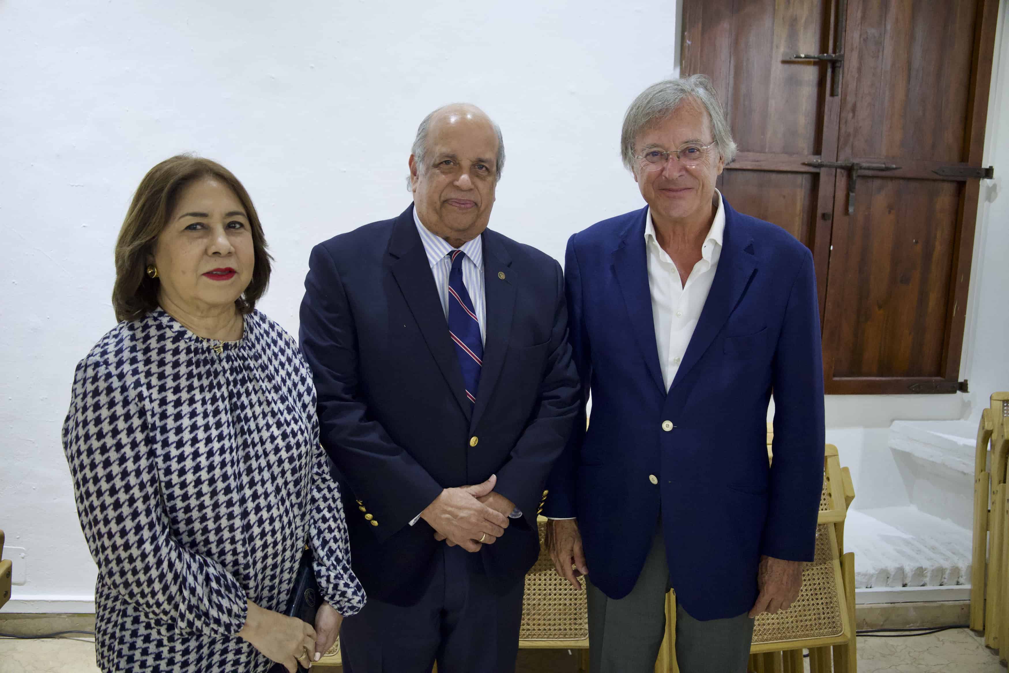 Kenia de Balcácer, Juan Daniel Balcácer y&nbsp;Antonio Pérez-Hernández y Torra.