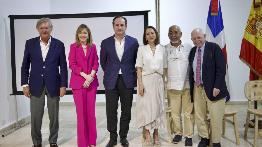 El Centro Cultural de España celebra encuentro sobre la lengua española