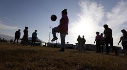 Casi 26,000 niños migrantes no acompañados afrontan crisis legal en EE. UU., alerta ONG