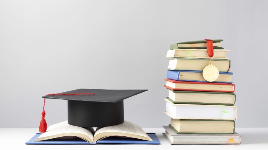 Salud y Negocios: las áreas en las que más se forman los becados de RD Salud y Negocios: las áreas en las que más se forman los becados de RD