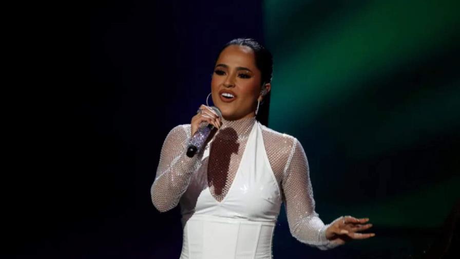 Becky G: “El miedo de perder seguidores no se compara con el miedo de mi comunidad”