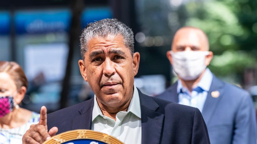 Adriano Espaillat advierte que aranceles de Trump afectarán a la República Dominicana