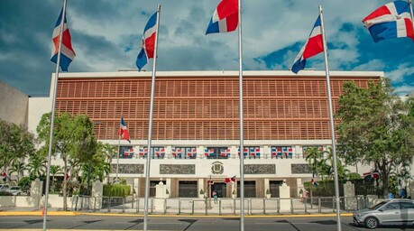 Canciller dice acuerdo con EE. UU. sobre recepción de deportados no requiere aprobación del Congreso