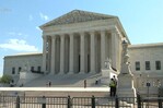 Gobierno de Trump pide a la Corte Suprema permitir deportaciones rápidas a terceros países