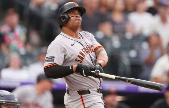 Molestia muscular frena a Rafael Devers en juego de primavera