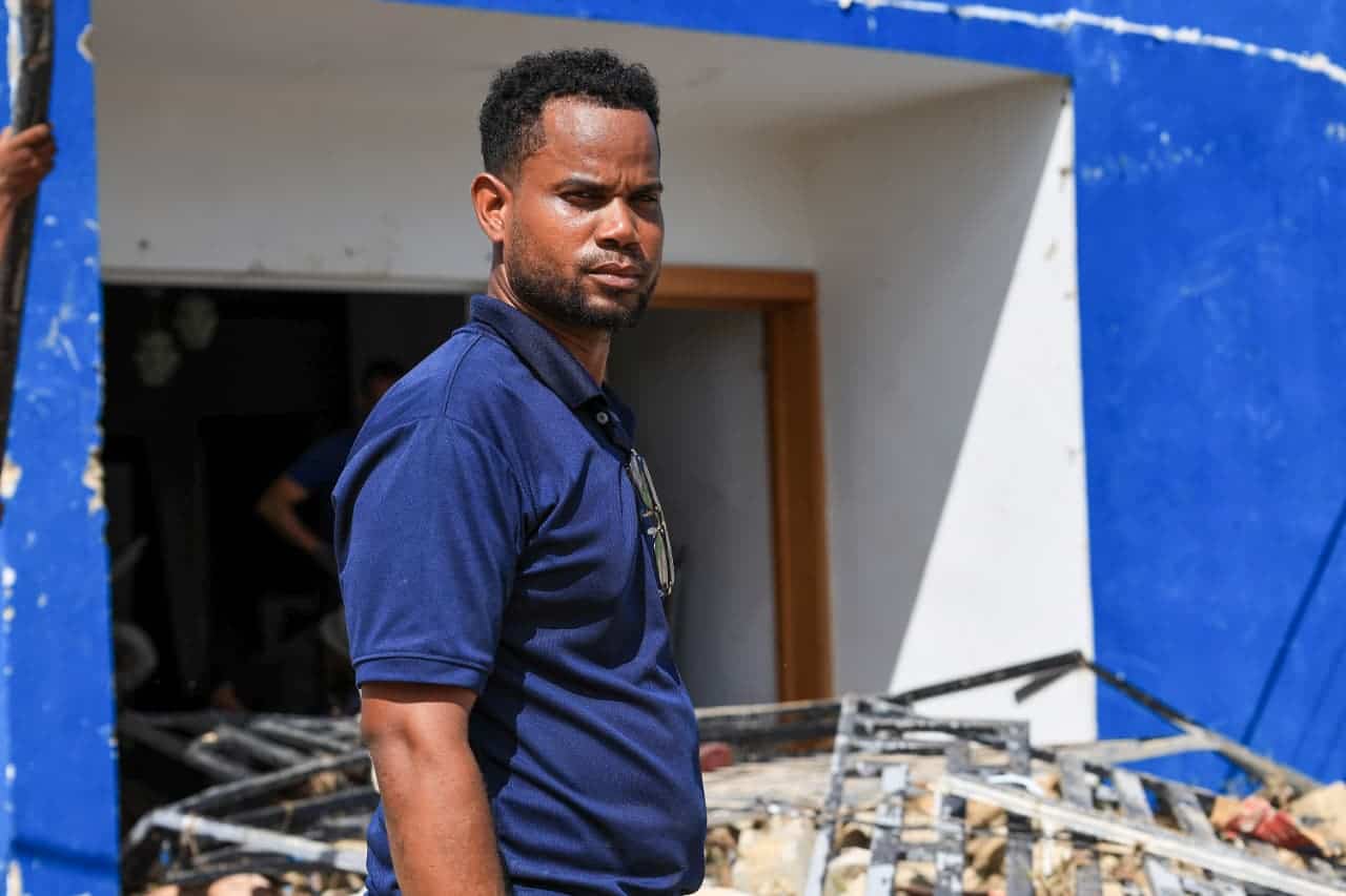 Richard Crispín hijo de los propietarios de una vivienda afectada.