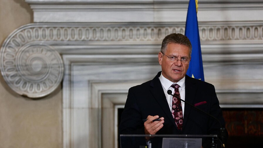 Comisario europeo de Comercio se reunirá con homólogo chino para discutir tensiones comerciales