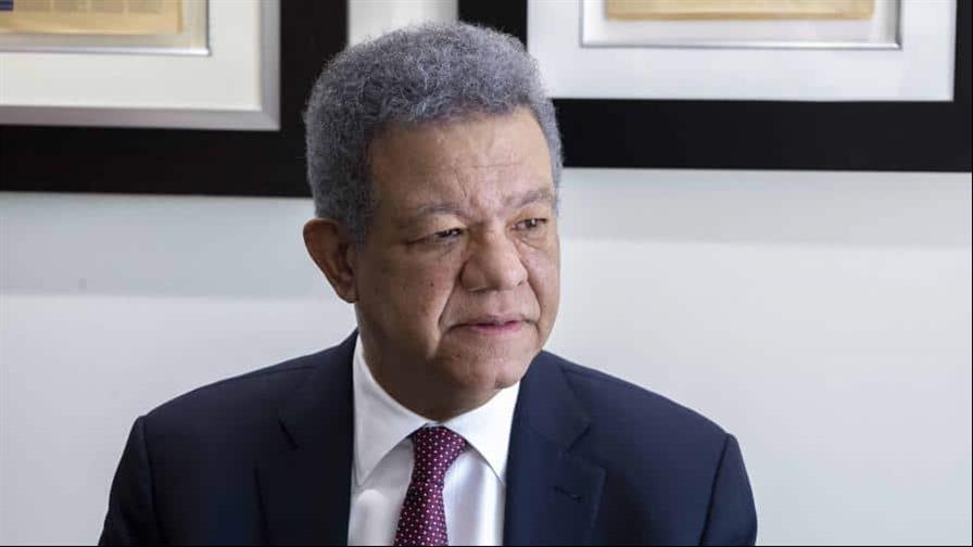 Leonel reacciona a apagón general: La República Dominicana se está quedando a oscuras