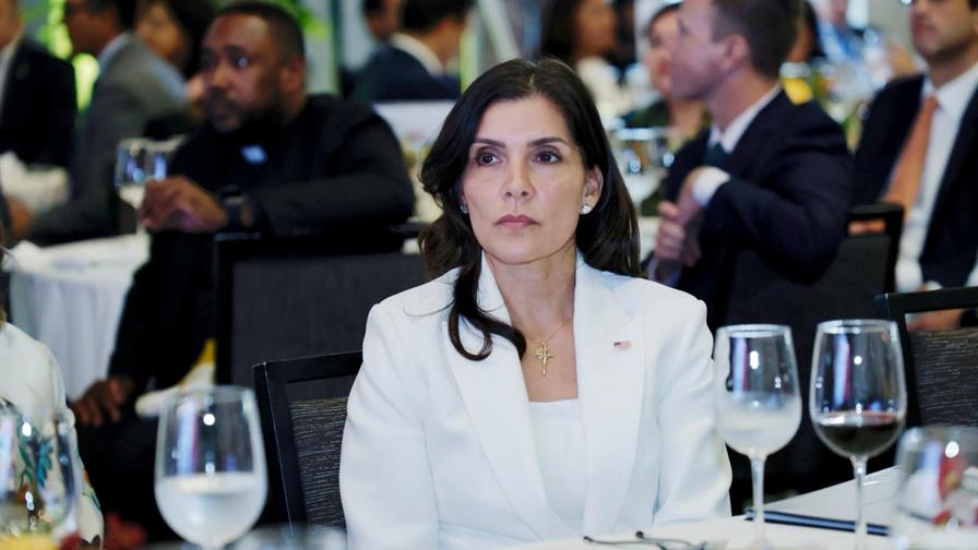 Embajadora de EE. UU. en RD reafirma que no existe un derecho internacional al aborto