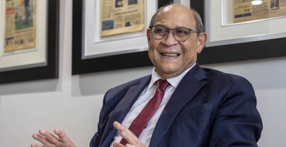 Mescyt reforzará control para que becarios regresen al país o reembolsen fondos al Estado