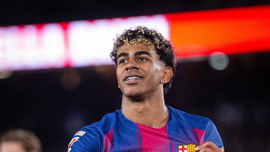 El Barça torpedea al Submarino Amarillo con una exhibición de Yamal El Barça torpedea al Submarino Amarillo con una exhibición de Yamal