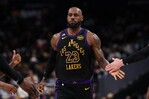 El misterio continúa: LeBron James mantiene el suspenso sobre su próximo equipo en la NBA El misterio continúa: LeBron James mantiene el suspenso sobre su próximo equipo en la NBA