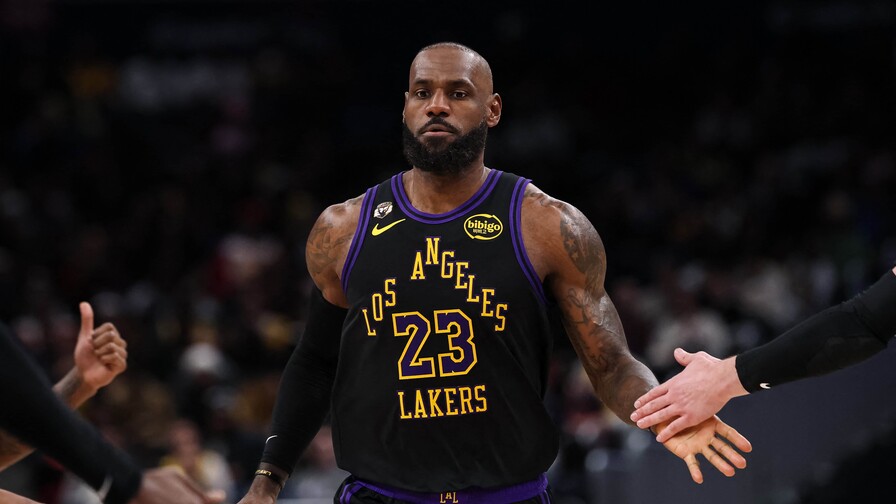 El misterio continúa: LeBron James mantiene el suspenso sobre su próximo equipo en la NBA