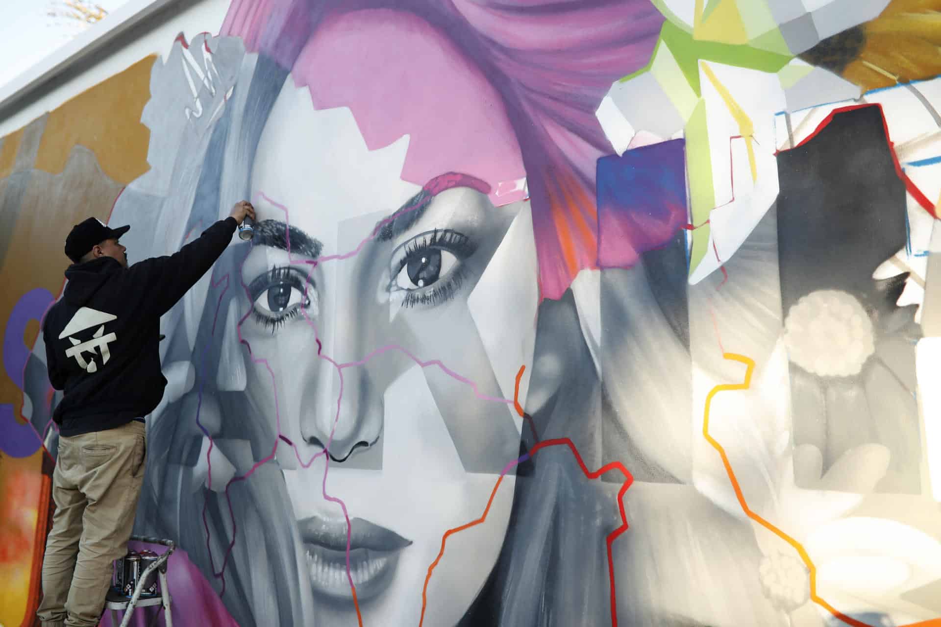 La cantante colombiana Shakira comienza el sábado la residencia centroamericana en El Salvador.