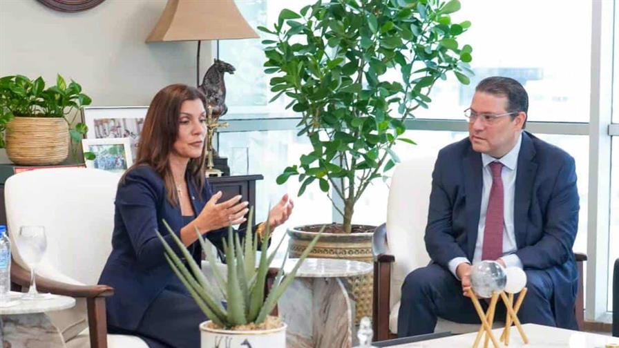 El ministro de Industria y la embajadora de EE. UU. conversan sobre comercio bilateral