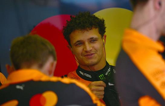 Lando Norris marca el ritmo en Baréin, Hamilton pide igualdad en la F1