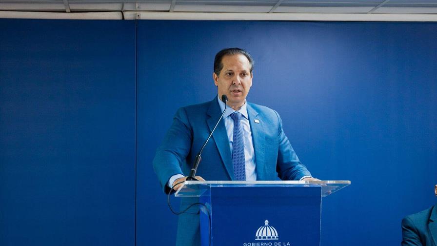 El ministro de Salud y la OPS niegan brote de VIH en el país