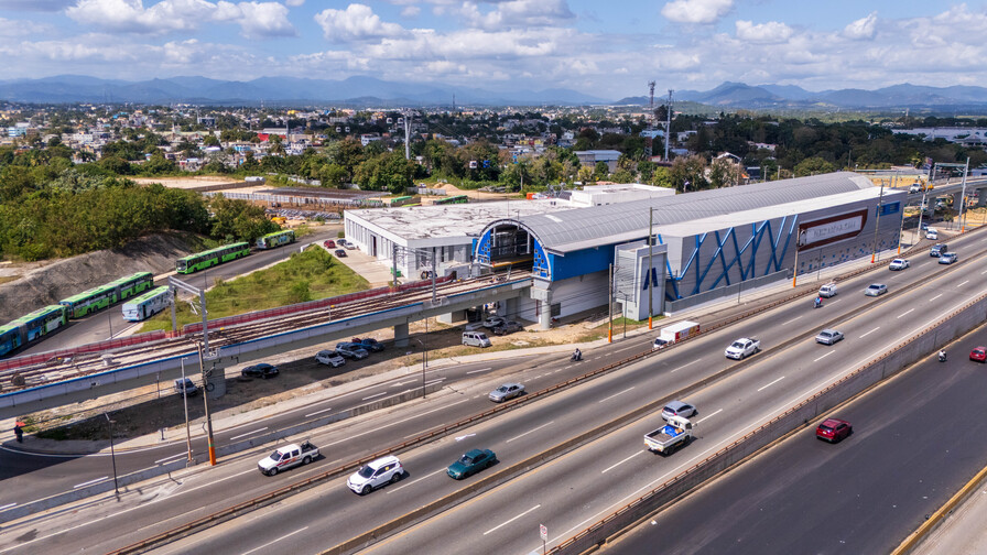 Inauguración del metro de Los Alcarrizos incluirá fiesta con Sergio Varga y otros artistas