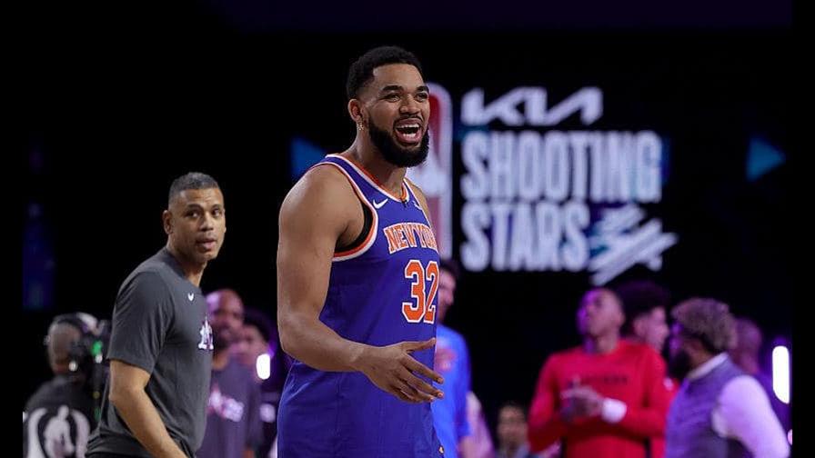 Los Knicks tumban a Celtics y mantienen la pelea por segundo lugar del Este; Towns anota. 16