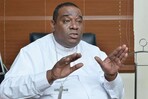 Obispo de La Altagracia usará dinero reservado para su vejez para construir aulas en Higüey