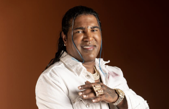 Omega el fuerte cierra un ciclo histórico y retoma el control de su catálogo