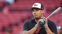 Video| Preocupación en Baltimore: Samuel Basallo sale de juego tras sufrir aparente lesión