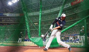 VIDEO | Shohei Ohtani enciende las prácticas de Japón con un festival de tablazos