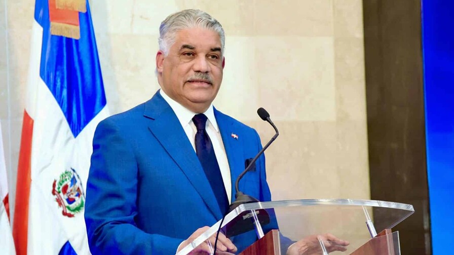 Miguel Vargas reafirma su propuesta de construir una alianza opositora para el 2028