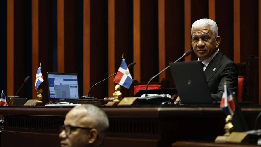 “No es un diálogo si yo llevo lo que quiero”: presidente del Senado responde a Danilo Medina