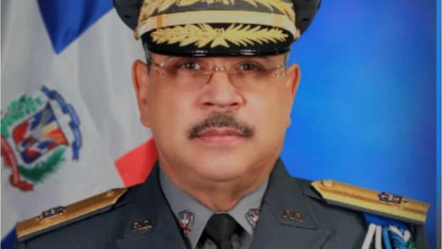 Decreto: Abinader designa a Juan Hilario Guzmán como rector del Instituto Policial de Educación