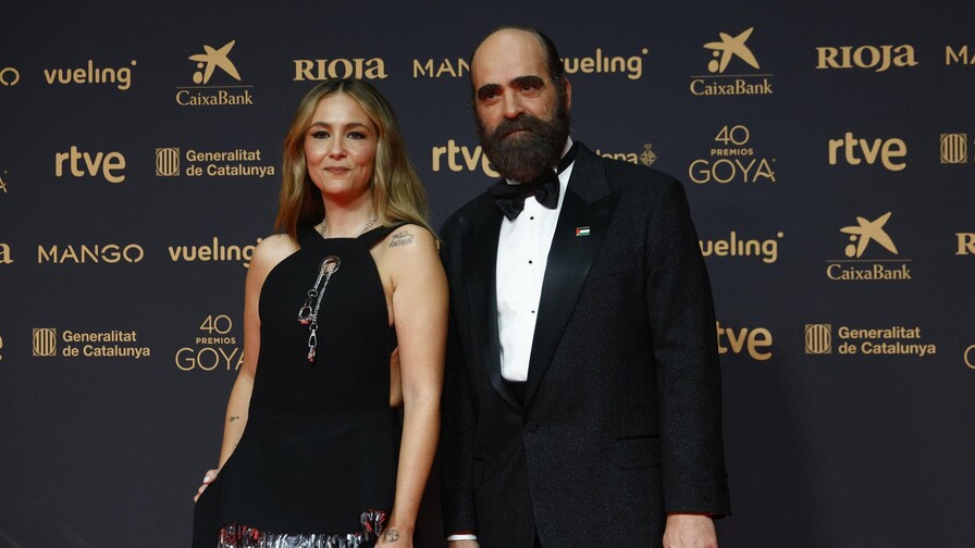 Llegan las estrellas a la alfombra roja de los Goya