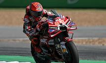 El italiano Bezecchi gana GP de Tailandia de MotoGP, Marc Márquez se retira