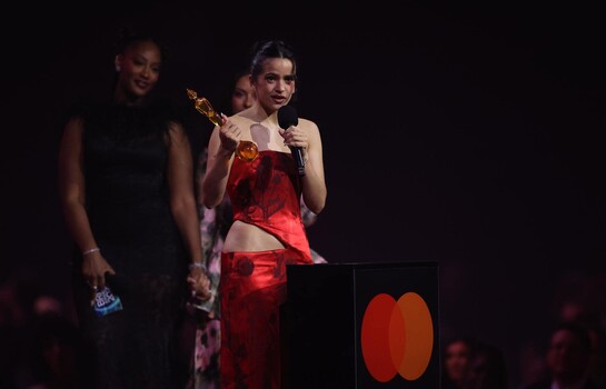 Rosalía logra el premio BRIT 2026 a Artista Internacional del Año en Manchester