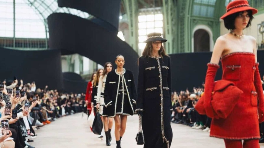 Empieza la Semana de la Moda femenina de París, una edición de consolidación de estilos Empieza la Semana de la Moda femenina de París, una edición de consolidación de estilos