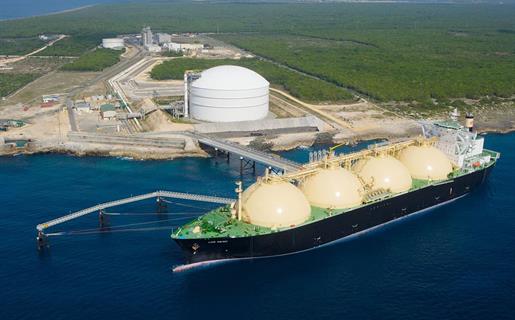 Guerra del Golfo amenaza el suministro mundial de petróleo y lo encarece más