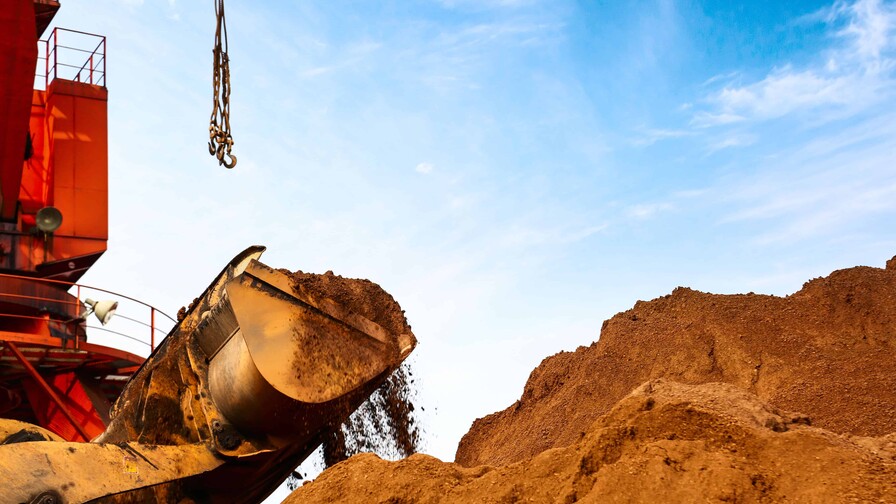 La minería y cantería crecen con menos empleados por el aumento del precio del oro La minería y cantería crecen con menos empleados por el aumento del precio del oro