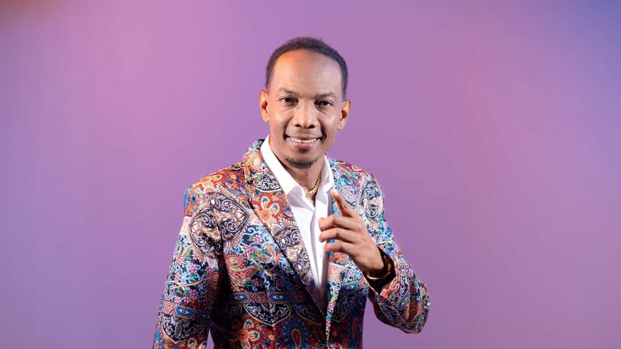 Eudis El Invencible se propone cantar bachata durante 12 horas sin parar