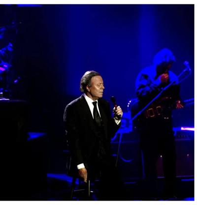 Julio Iglesias denuncia a eldiario.es y le acusa de elaborar un montaje periodístico