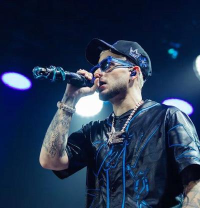 Dei V llega a Imagine Punta Cana con su explosivo “Underwater Tour”