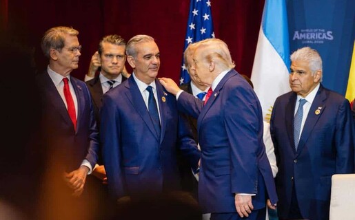 Trump califica a Abinader como “un gran hombre” y destaca labor de embajadora de EE. UU. en RD